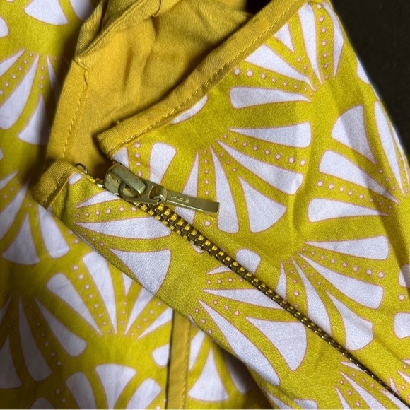 Azulu Coconut Tie-Shoulder Crop Top yellow & pink with gold hardware XS SOLD OUT - Picture 5 of 9